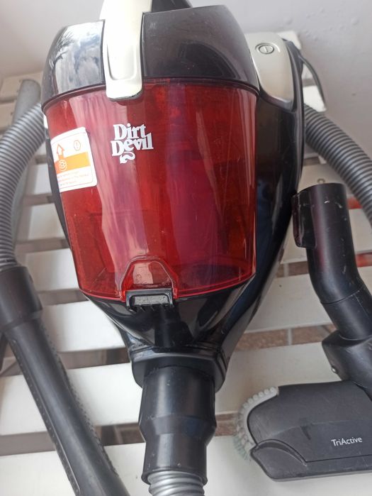 Dirt devil с хепа филтър