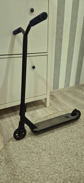 Продам самокат трюковый