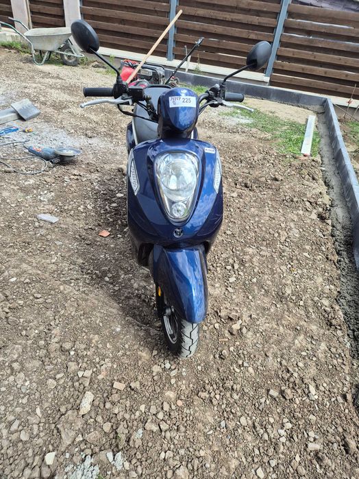 Scuter Sym Mio 50 - 25 km/h - fara permis