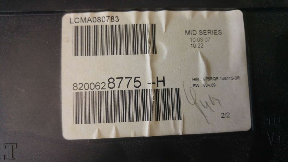 Ceasuri bord benzina renault clio 3 8200628775h