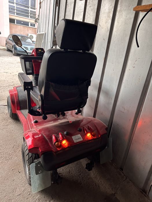 Акумолаторна инвалидна количка Wisking 4030