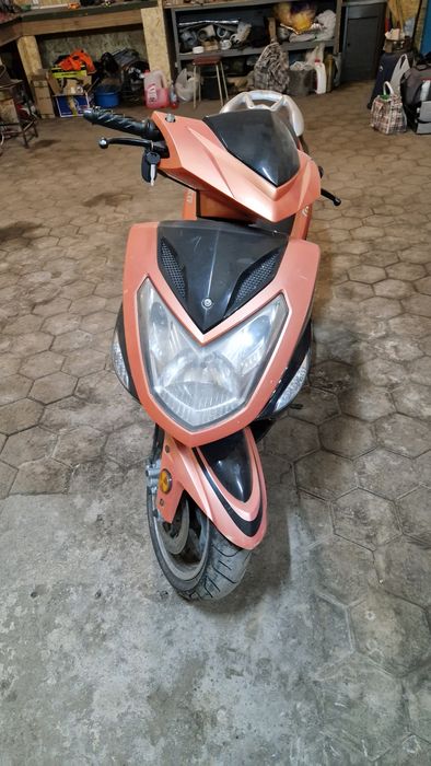 Скутер 150racer.мопед