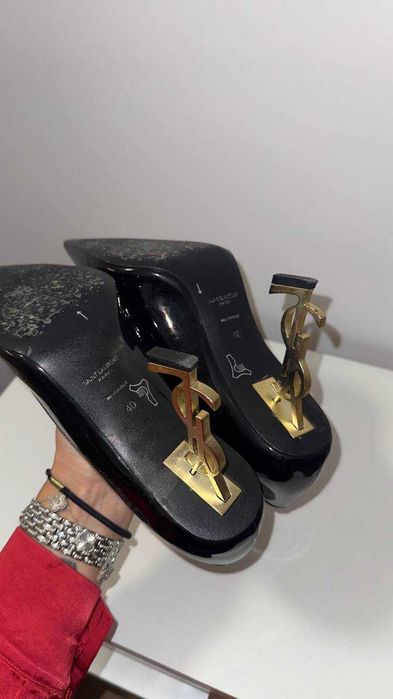 Дамски лодочки Saint Laurent от естествена кожа, размер 39