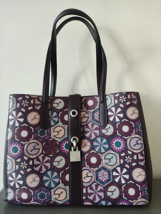 Нова дамска чанта Gattinoni