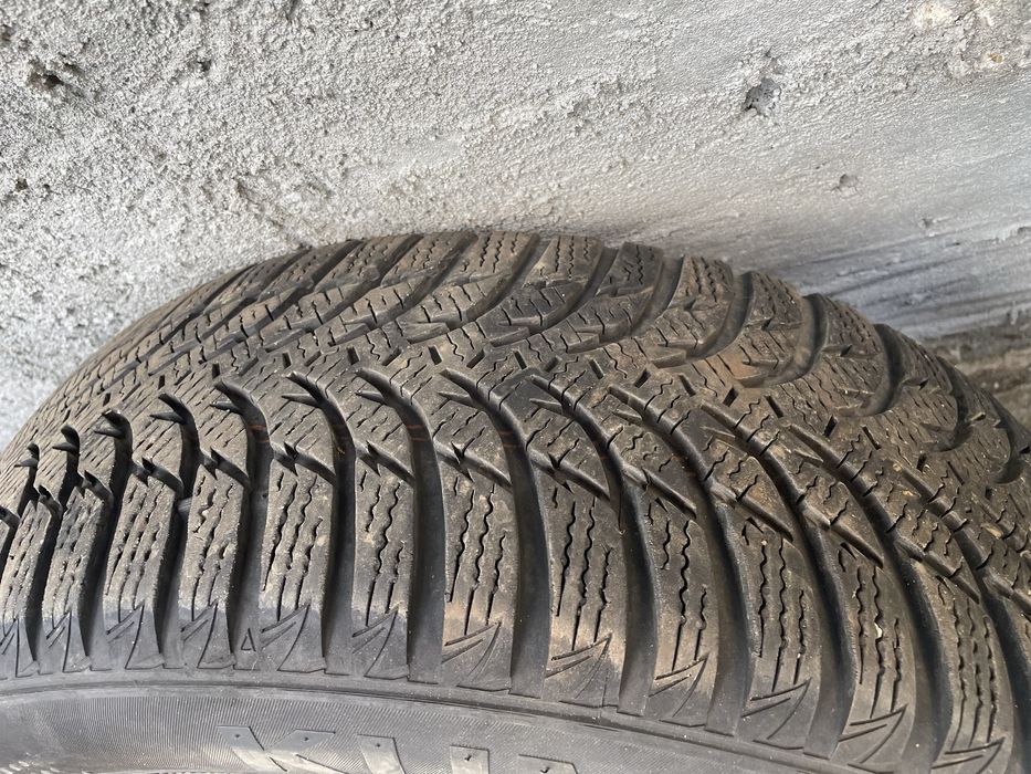 Зимни гуми с джанти 205/55/16