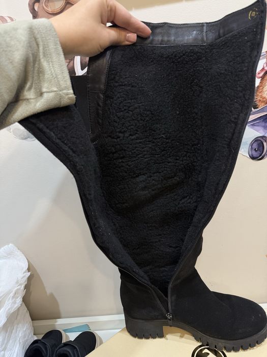 Продам зимние натуральные сапоги