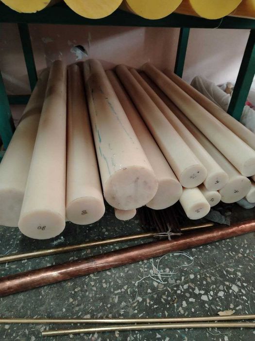 Капролон круг (полиамид)