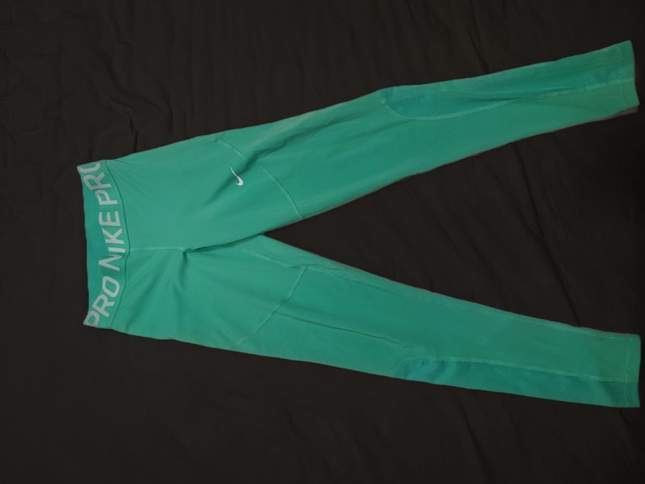 Оригинален клин Nike Pro – зелен