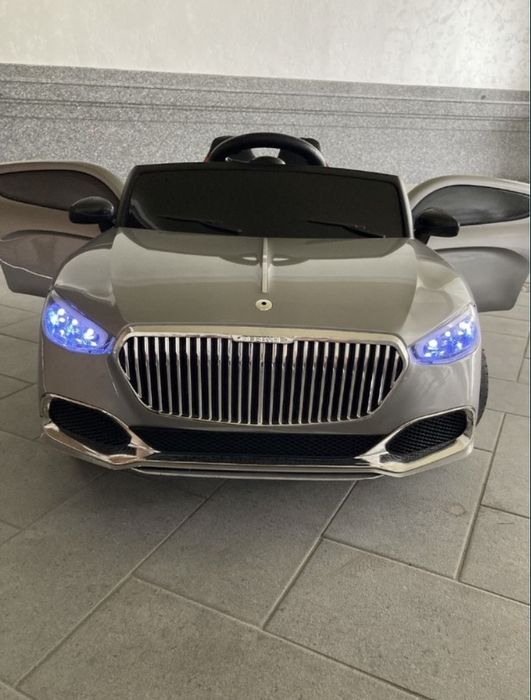 Детская машина Maybach 5 моторов