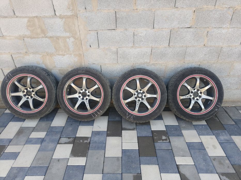 Диски с резиной в отличном состояние