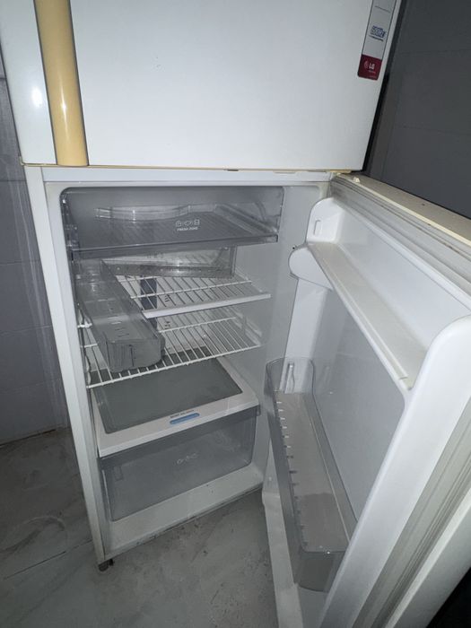 Холодильник LG в отл.состоянии