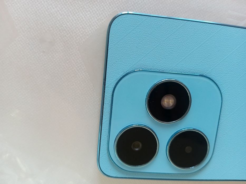 Смартфон Tecno Spark 20