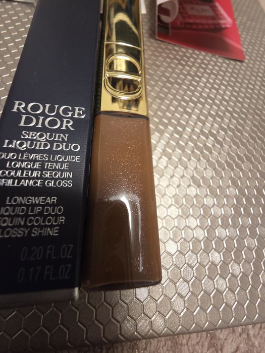 Нови и оригинални  аксесоари  от Диор