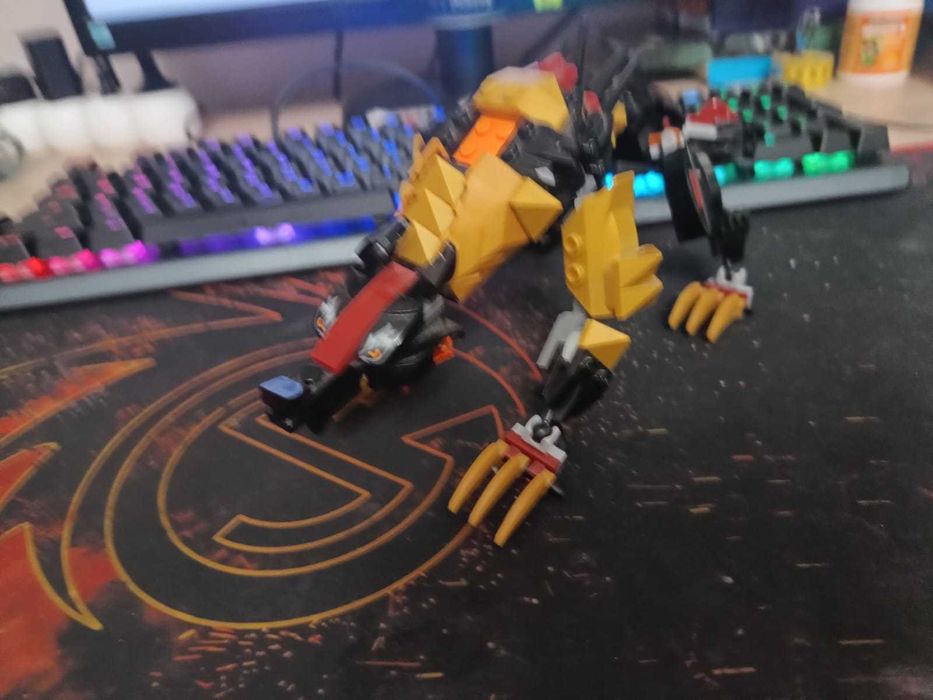 lego Ninjago câinele imperial