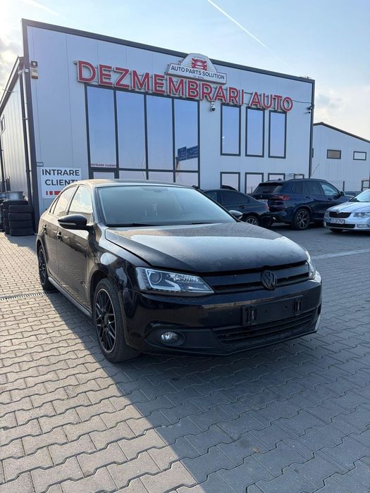 Dezmembram Volkswagen Jetta Hybrid 1.4 TSI din 2013
