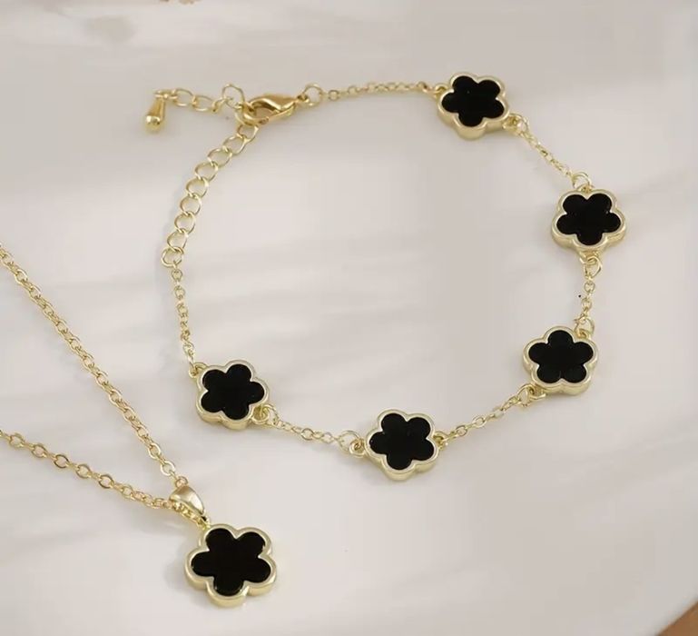 Златна гривна и колие комплект