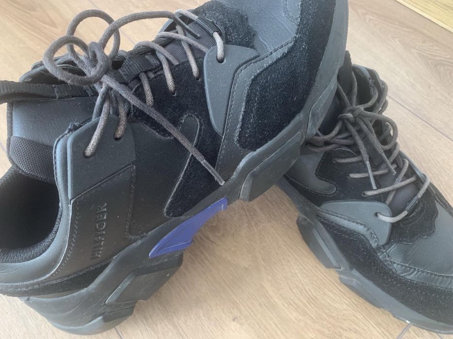 Tommy Hilfiger обувки