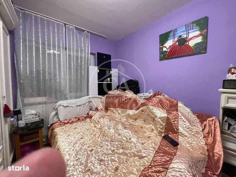 Apartament cu 3 camere de vânzare în zona Rogerius, Oradea