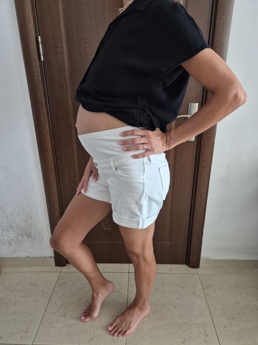 Къси панталони за бременни