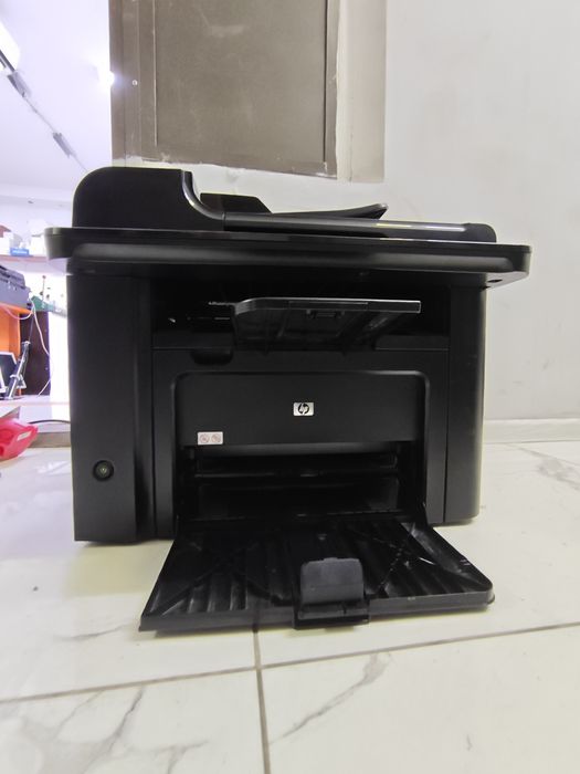 Принтер - HP LaserJet 1536dnf MFP