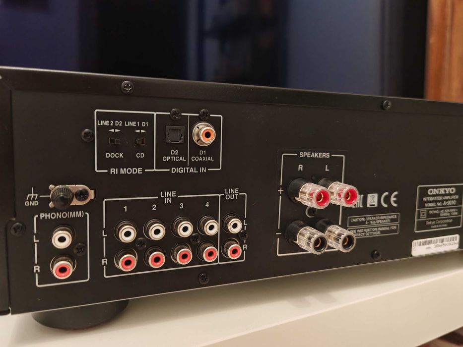 Amplificator Onkyo A-9010, DAC inclus, multipremiat