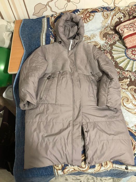 Продам женскую куртку
