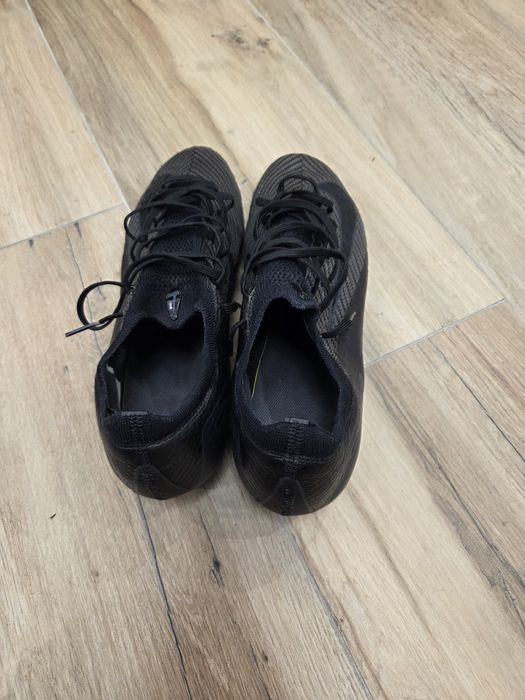 Бутонки за футбол Nike