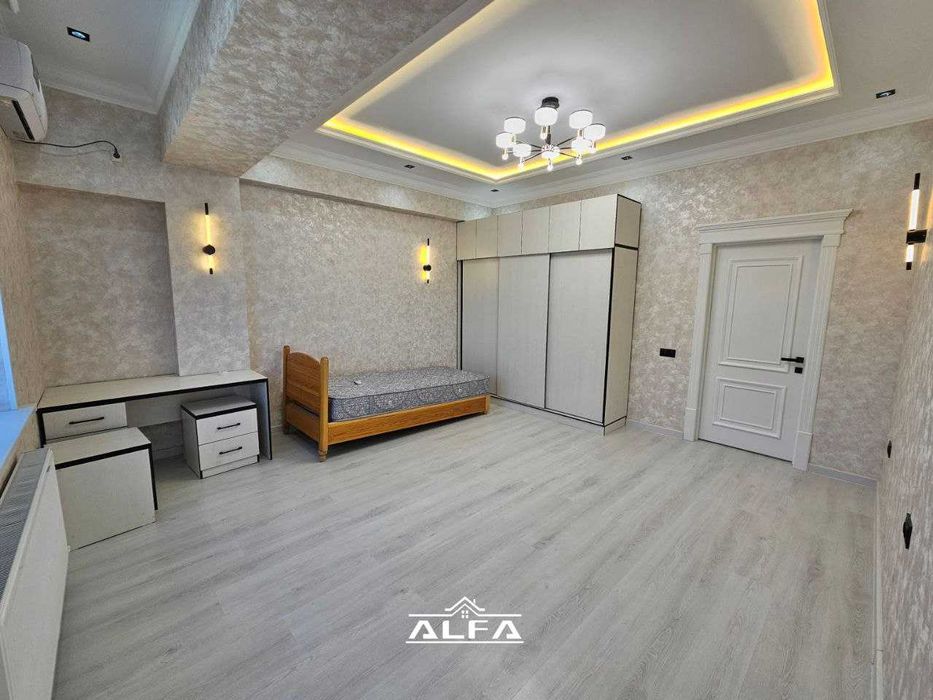 buxoroda kvartira uy xonadon sotiladi 2 xonali 74m² 3-qavat.#2x #230a