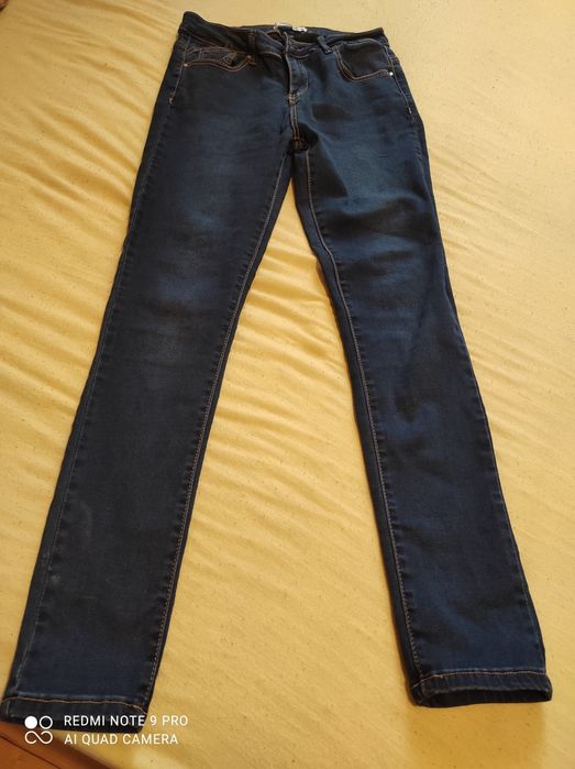 Дамски дънки м, размер