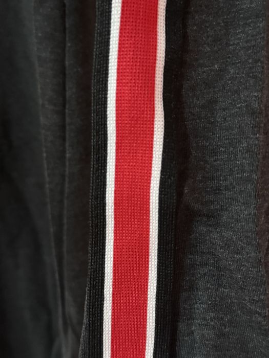 Детска рокля с дълъг ръкав