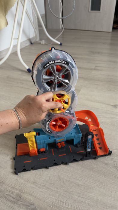 Roti Hote Wheels circuit