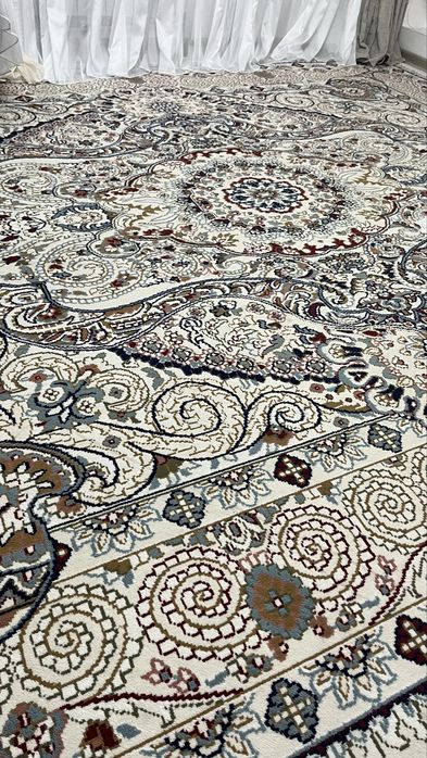 Продам ковер 350*400 за 30000тг