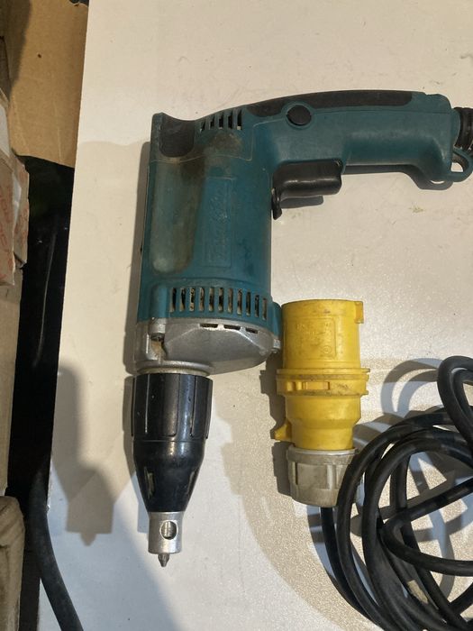 Masina Rigips Makita 6825R 570w Alimentare 110v