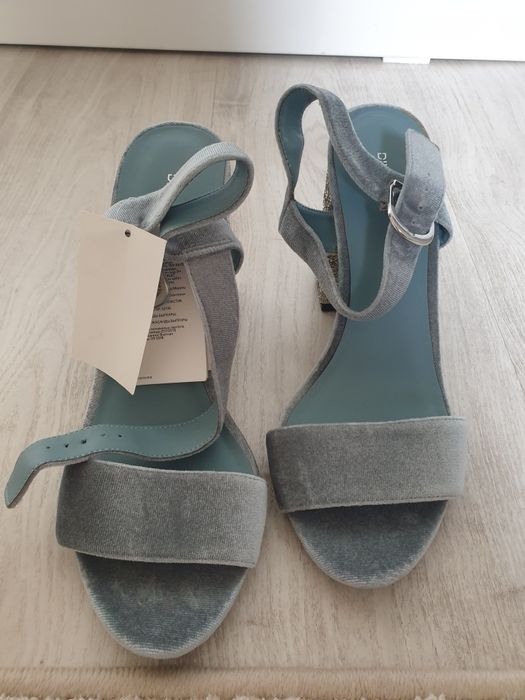 Обувь  H&M  на выход  женская