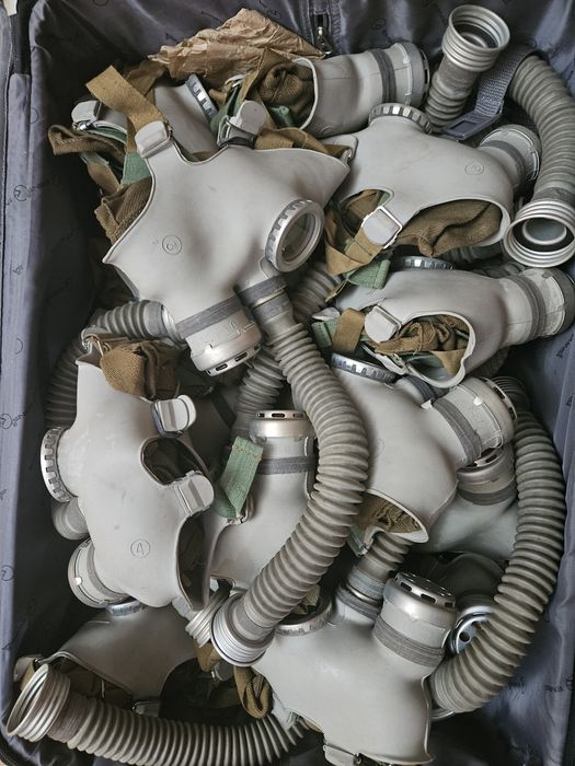 Противогазы новые