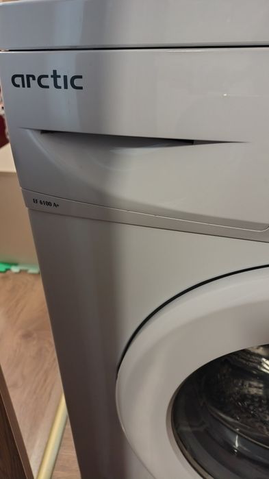 Mașina de spălat Arctic