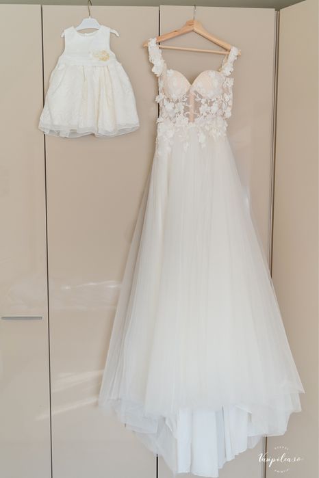Vând rochie de mireasă