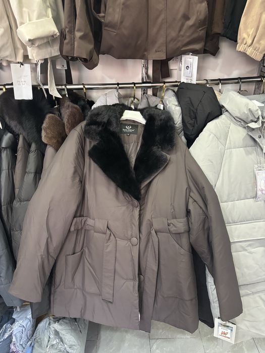Продам куртки 50.000