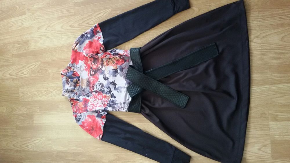 Рокля!!!Нова с колан