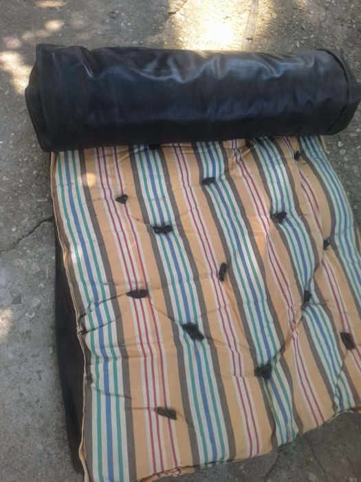 Шалте, в отлично състояние, не са използвани, налични 3 бр., 20€ за брой.