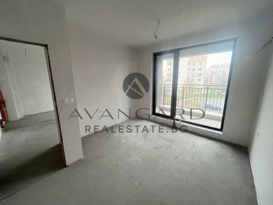 Продава се Двустаен апартамент в Пловдив, Тракия - 62 кв.м за 898 €/кв.м - Снимка #2