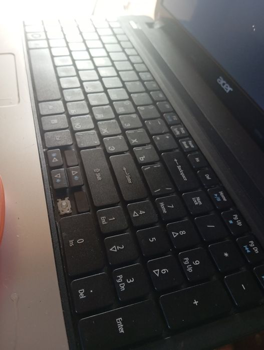 Ноутбук Acer E1 series i7/4gb/320hdd