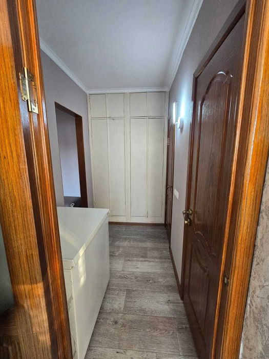 Продам 2- комнатную квартиру в 19 микрорайоне