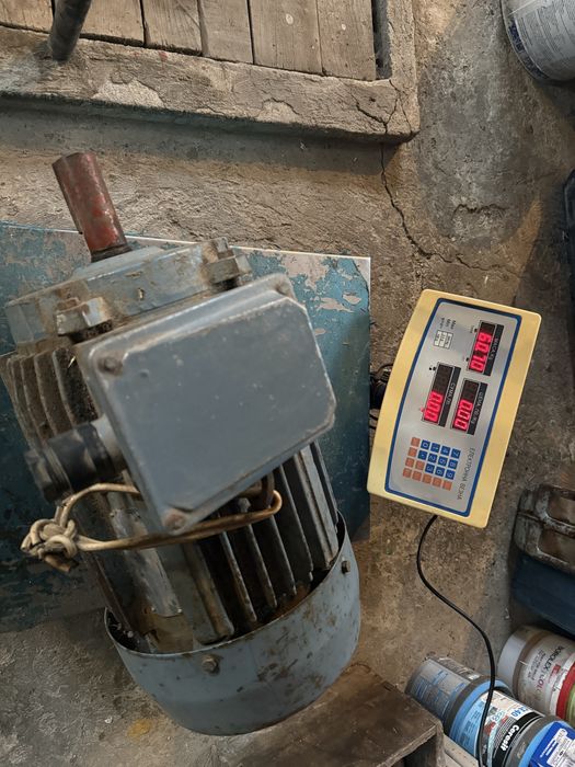 Трифазен електромотор 7.5кВт. 1300 оборота