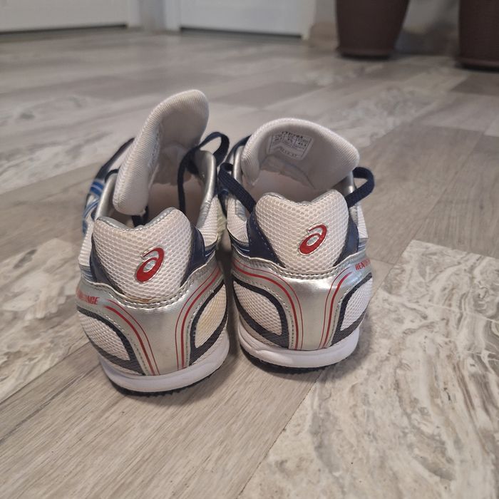 Ghete cu cuie atletism Asics Heatdistance nr 43,5