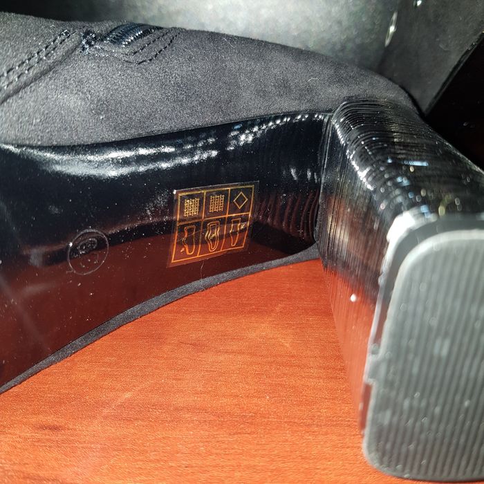 Botine din piele ecologica