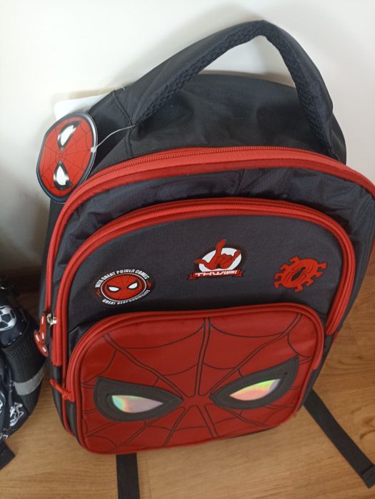 Ученически нови раници на Спайдърмен