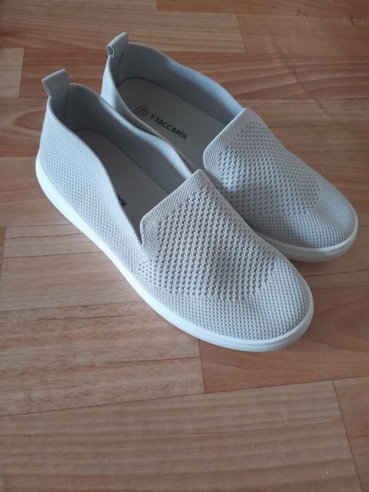 Тапочки новые недорого