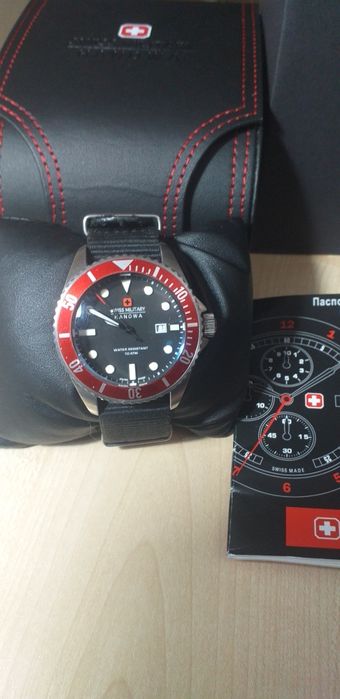 Ручные Швейцарские часы