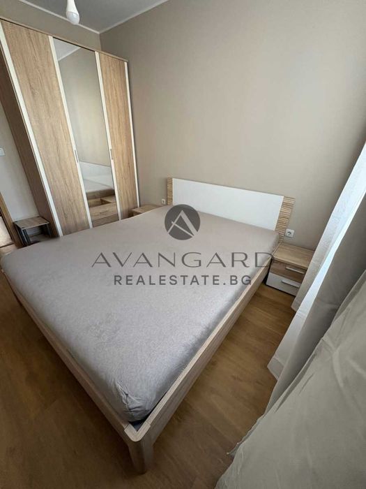 Продава се Тристаен апартамент в Пловдив, Център - 77 кв.м за 3052 €/кв.м - Снимка #7